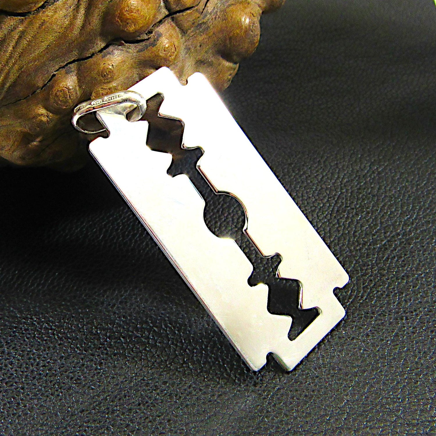 Solid 925 Sterling Silver Razor Blade Pendant, Industrial Streetwear Jewelry, Engravable Pendant, Modern & Edgy Jewelry Gift Idea for Him