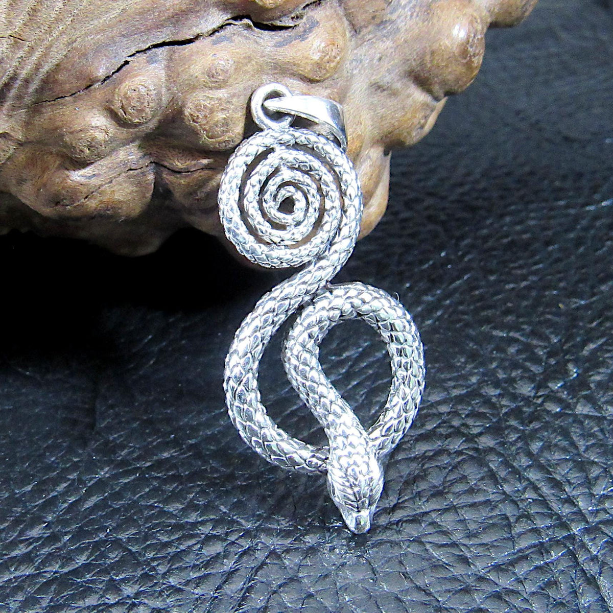 Solid 925 Sterling Silver Coiled Snake Pendant – Serpent Necklace Charm, Kundalini Jewelry, Gothic Reptile Pendant, Symbol of Transformation