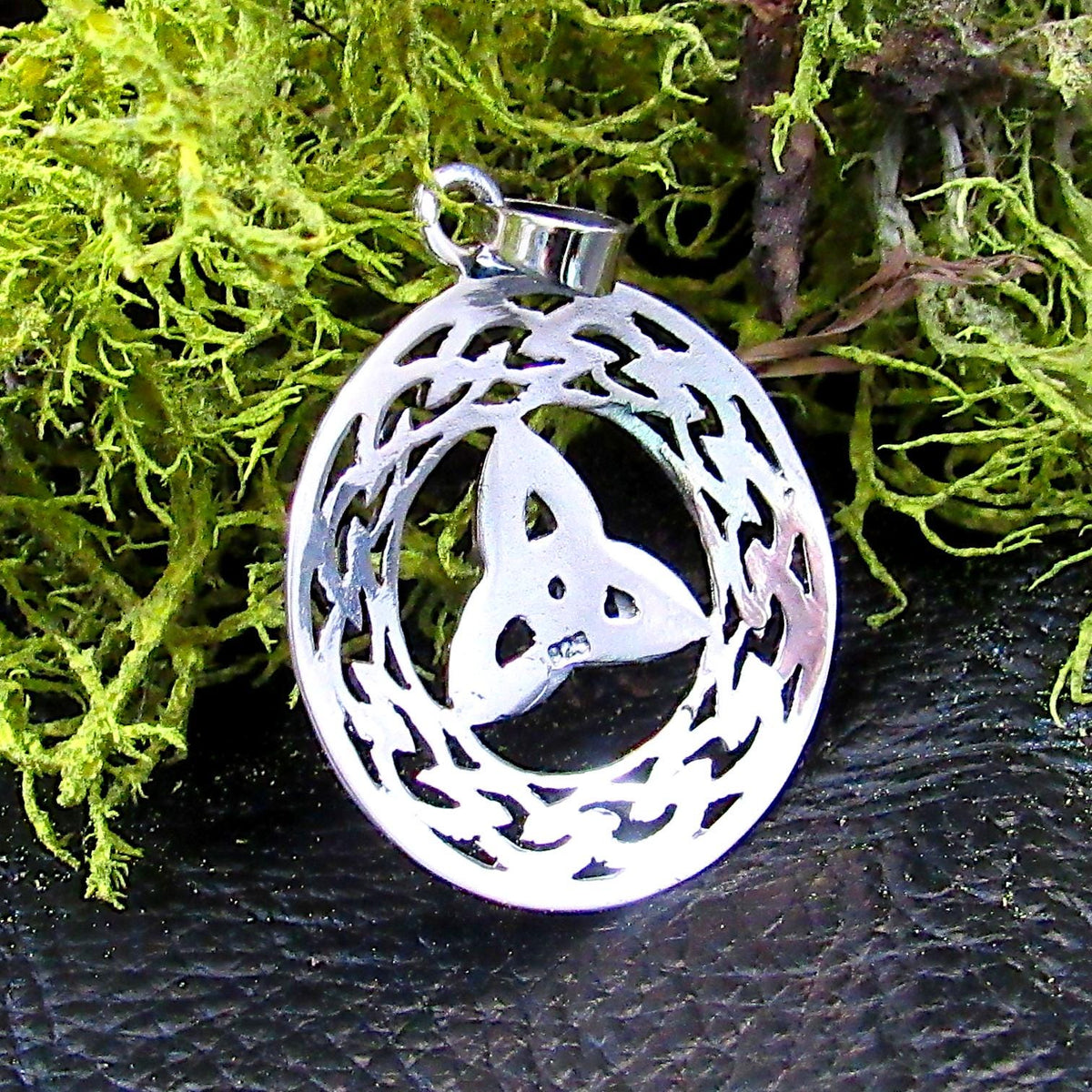 Solid 925 Sterling Silver Trinity Knot Pendant - Celtic Triquetra Knot Amulet