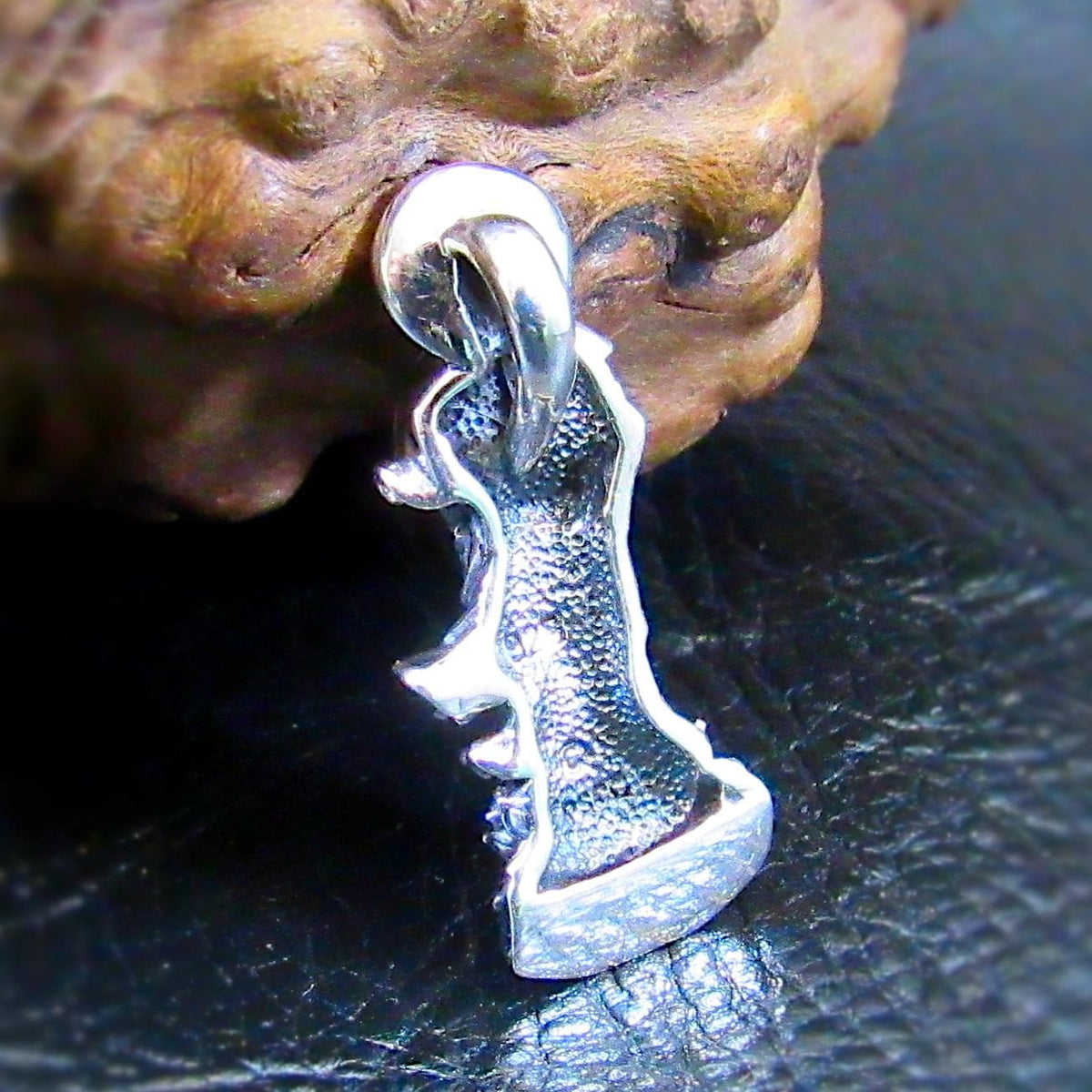 Solid 925 Sterling Silver Guan Yin Slide Pendant – Buddhist Bodhisattva of Compassion Jewelry, Chinese Kwan Yin Amulet, Spiritual Gift