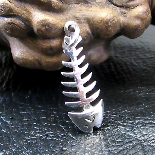 Solid 925 Sterling Silver Fishbone Pendant – Skeleton Charm, Nautical Ocean Jewelry, Bonefish Necklace Pendant