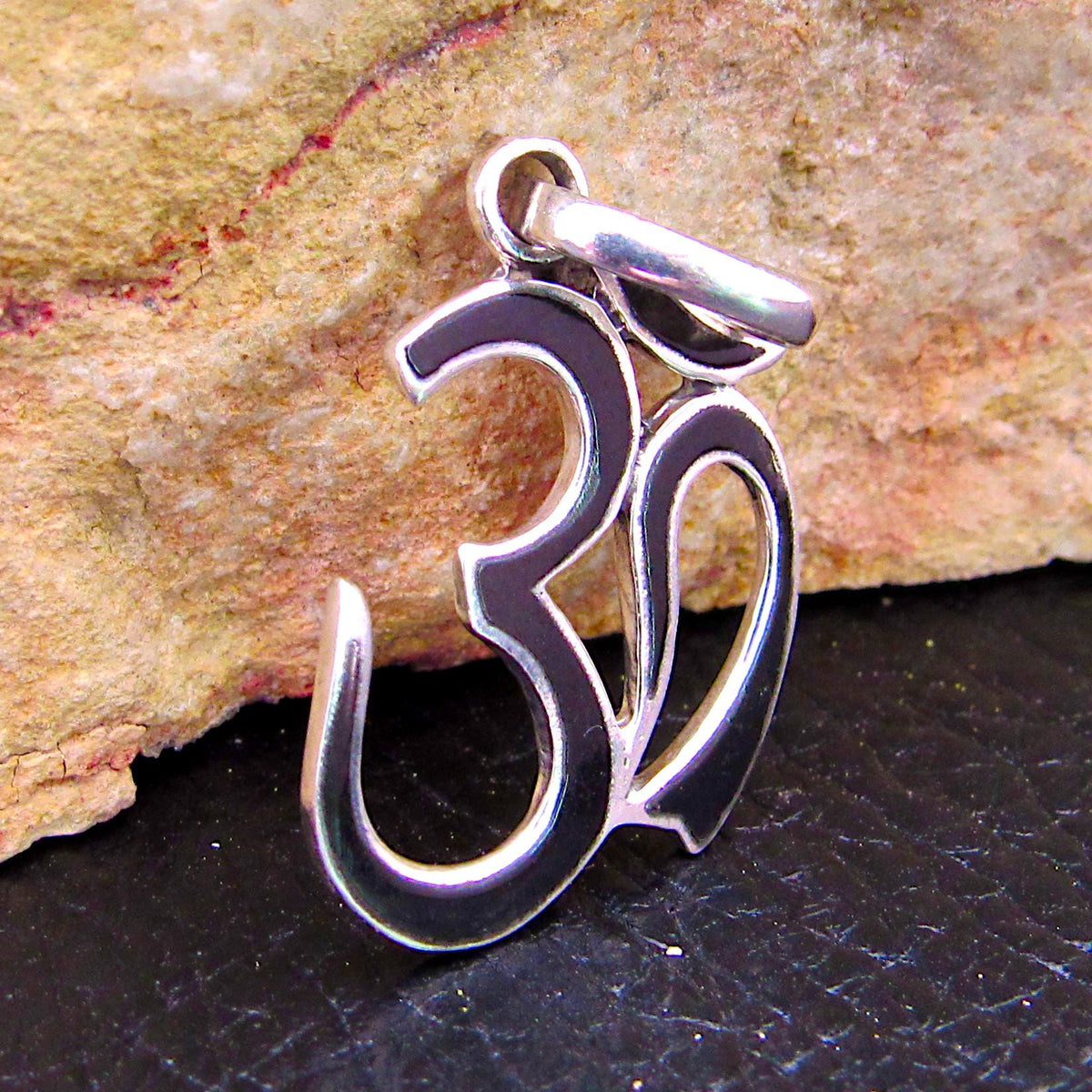 Solid 925 Sterling Silver Black Onyx Om Pendant – Hindu Aum Symbol Charm, Yoga Jewelry, Meditation Amulet