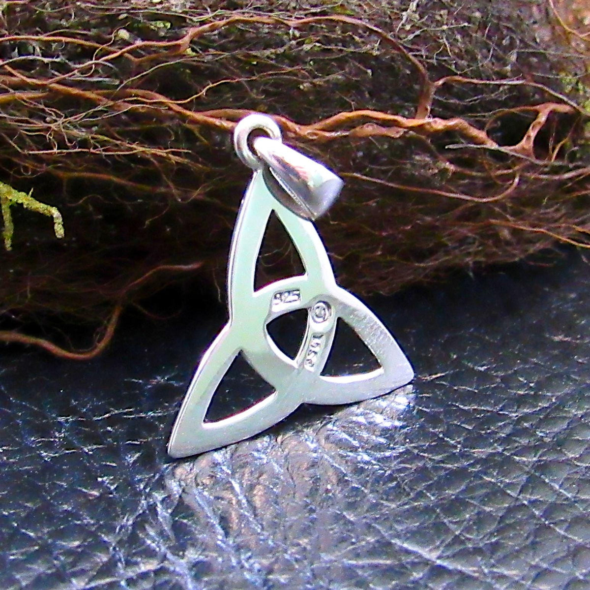 Solid 925 Sterling Silver Triquetra Pendant – Celtic Trinity Knot Necklace Charm – Symbol of Unity