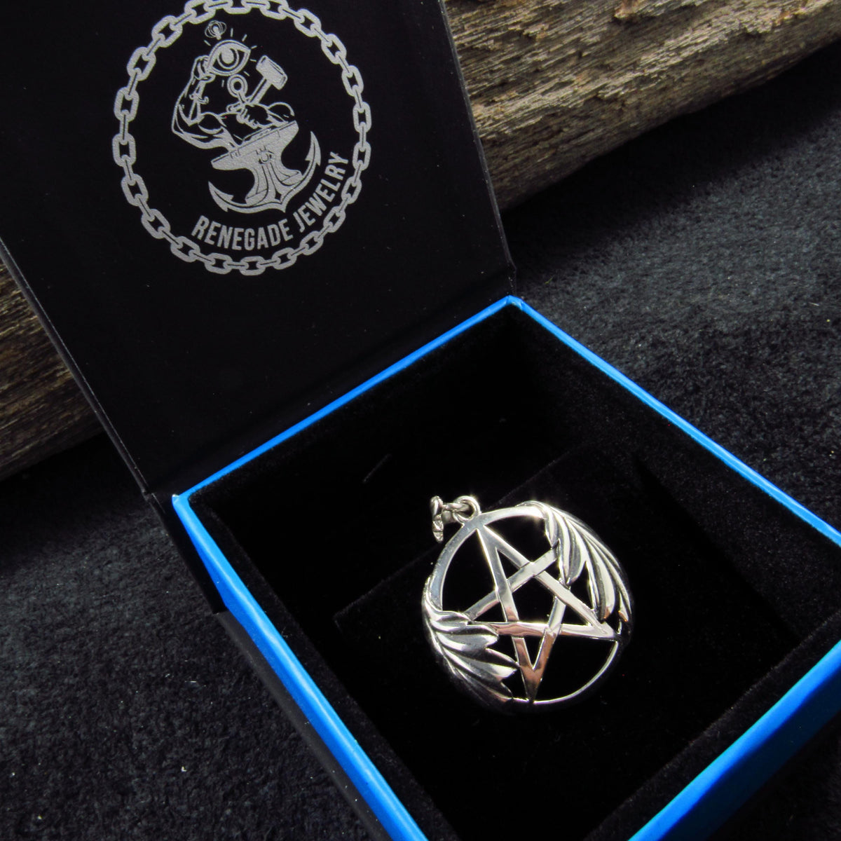 Solid 925 Sterling Silver Pentacle Pendant, Oak Leaf Pentagram, Wiccan / Pagan Witch Necklace Amulet