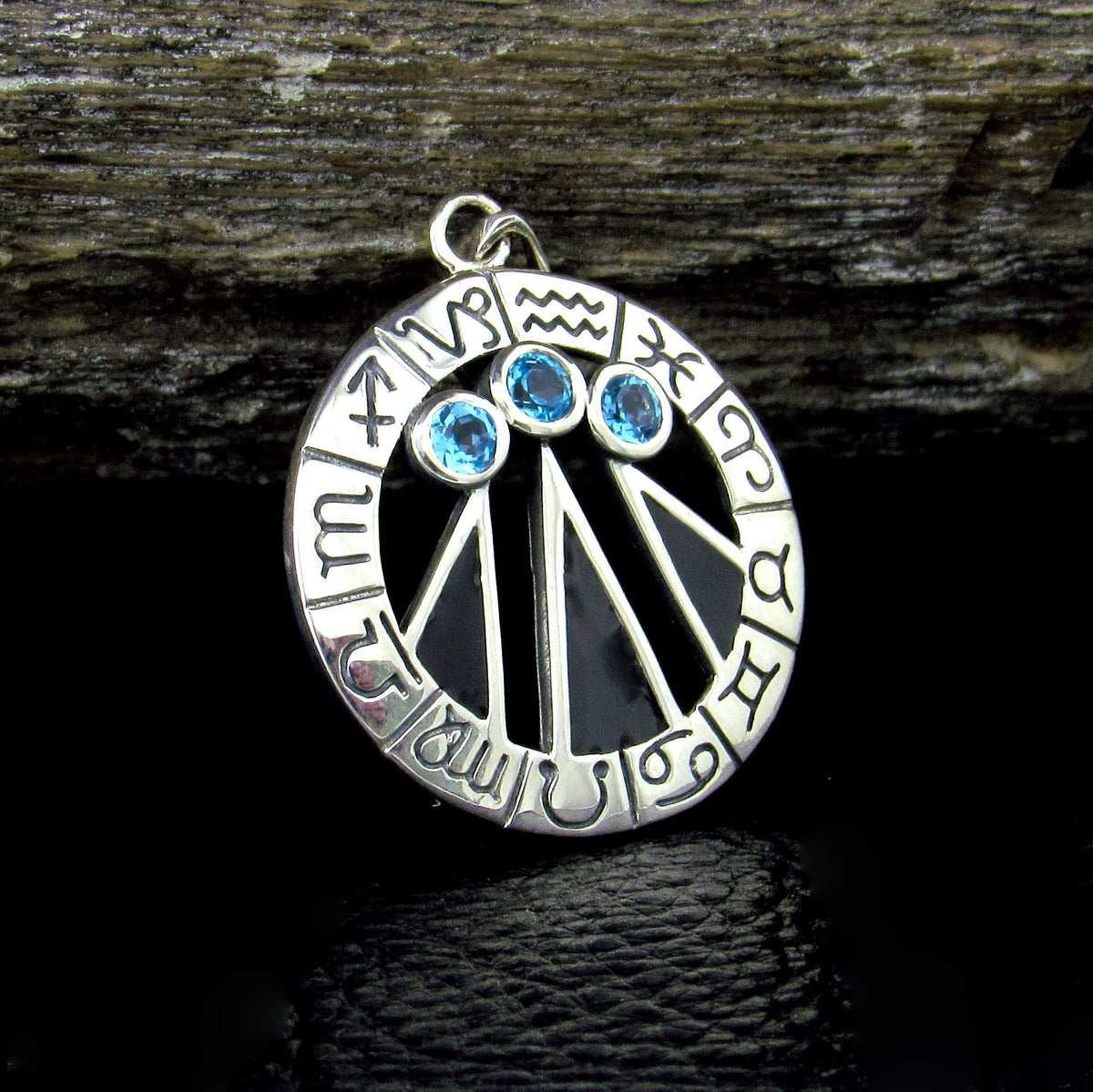 Solid 925 Sterling Silver Zodiac Wheel Awen Pendant – Druid Three Rays of Light Amulet